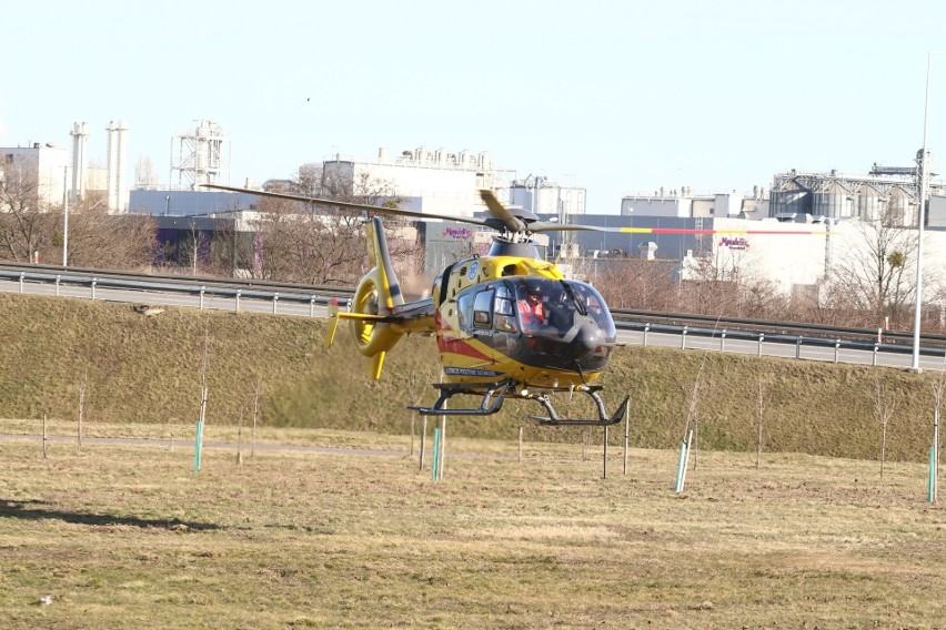 Śmiertelny wypadek na A4 we Wrocławiu. Człowiek spłonął w aucie 