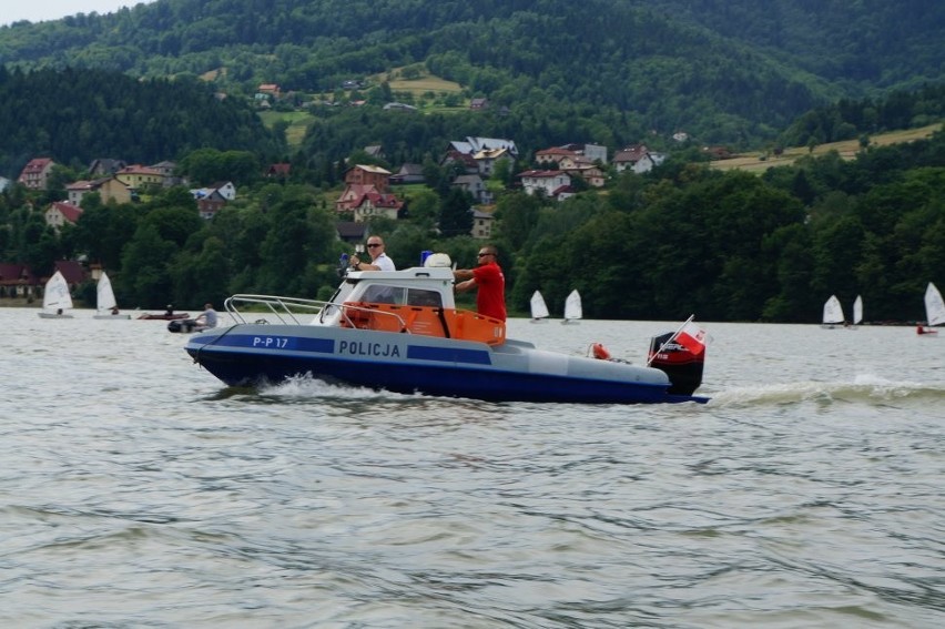 Dbają o bezpieczeństwo wypoczywających nad wodą [ZDJĘCIA]