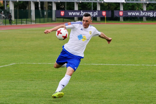 Wojciech Jurek zdobył trzecią bramkę dla Stali w meczu ze Ślęzą.