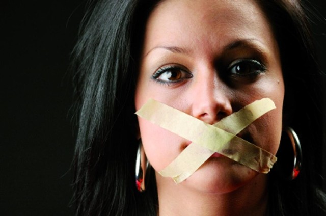 Kobiety wolą milczeć niż stanąć do konfrontacji - wynika z badań psychologów