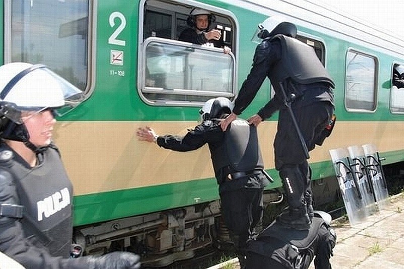 Jest praca w policji. 130 wolnych etatów w najbliższym terminie [FOTO]