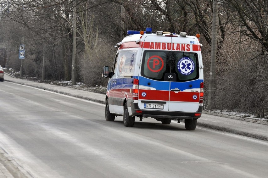 Gdynia. W zagadkowych okolicznościach zginęła 41-letnia kobieta, jej 6-letni synek trafił do szpitala