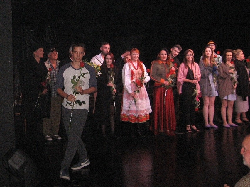 Premiera "Wesela" w Teatrze Powszechnym w Radomiu