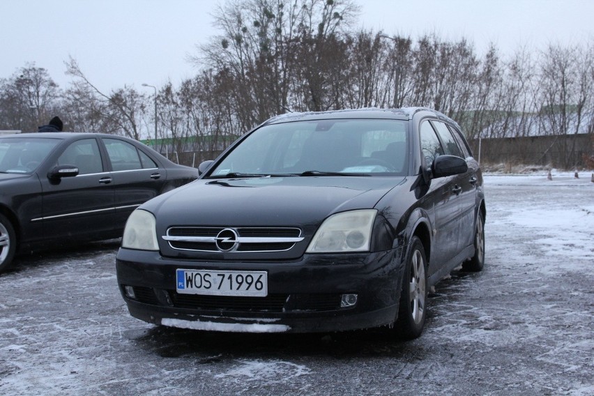 Opel Vectra, rok 2004, 2,2 benzyna, cena 4 700zł