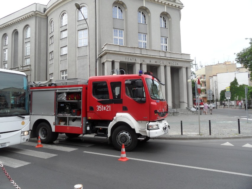 Częstochowa: Straż pożarna w teatrze. Ewakuacja!