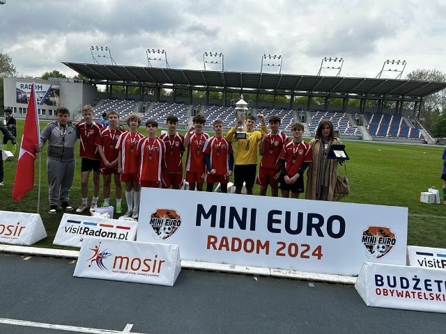Szwajcaria, czyli uczniowie PSP nr 9 z Radomia wygrali piłkarski turniej Mini Euro 2024>>>