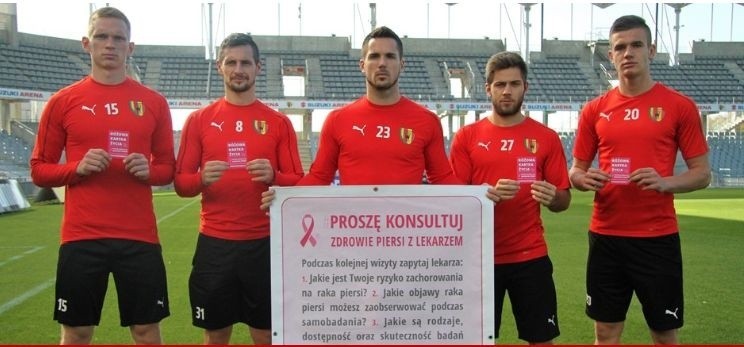 Korona Kielce wspiera promocję tegorocznej kampanii "Różowej...