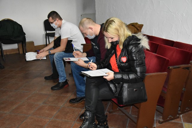 W niedzielę 31 stycznia w godzinach 10-15 w ramach Finału WOŚP w Domu Kultury w Golubiu-Dobrzyniu (ul. Hallera 13), zorganizowano akcję krwiodawstwa „Pomaganie masz we krwi!". Chętnych do oddania krwi nie brakowało.