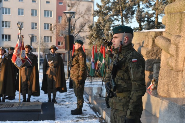Uroczystości związane ze Świętem Wojsk Rakietowych i Artylerii odbyły się w Toruniu 1 grudnia 2023 roku