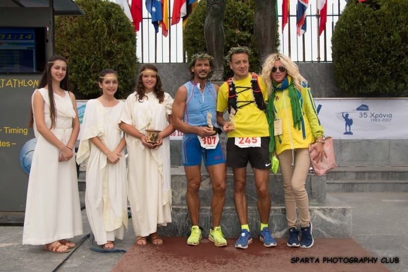 Żorzanin przebiegł 246 km z Aten do Sparty. To jeden z najtrudniejszych ultramaratonów