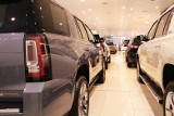 Kupując auto możesz dostać od państwa 90 tysięcy złotych. Sprawdź warunki
