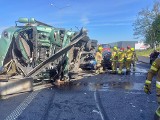 Wypadek na autostradzie A4 na trasie Opole - Wrocław. Ciężarówka na boku, droga zablokowana