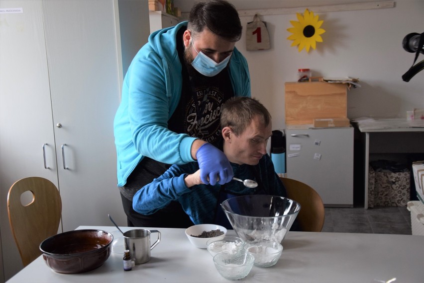 Farma Życia dla ludzi z autyzmem. Odwiedził ją Paweł Wdówik,...