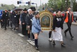 Pielgrzymka z Białegostoku do Zwierek na prawosławne uroczystości ku czci Męczennika Gabriela. Zobacz zdjęcia
