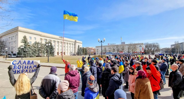 Antyrosyjski protest na ulicach Chersonia