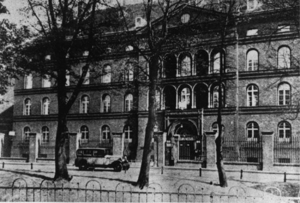 Atak wojsk niemieckich i obrona budynku Poczty Polskiej w...