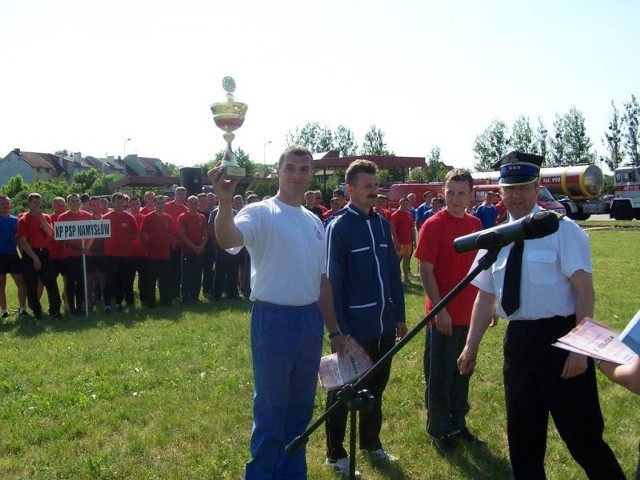 Strazacy z komendy powiatowej w Oleśnie po raz trzeci z rzedu zostali mistrzami Opolszczyzny.