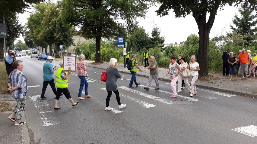 Po raz trzeci protestują. Ulica Granitowa zablokowana [ZDJĘCIA, WIDEO]