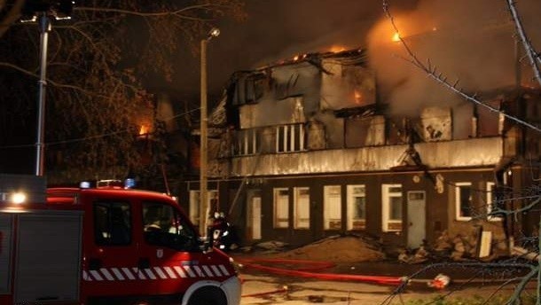 W tym pożarze budynku socjalnego w Kamieniu Pomorskim zginęło ponad 20 osób.