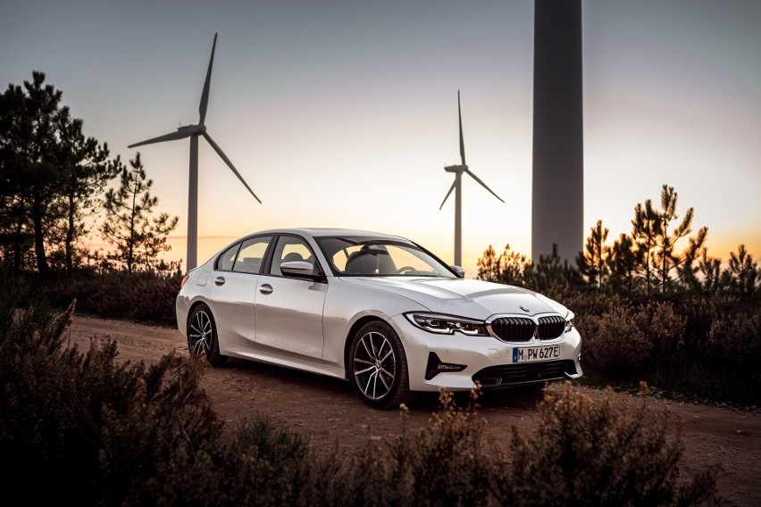 Do końca 2021 roku BMW Group zamierza mieć już na drogach...
