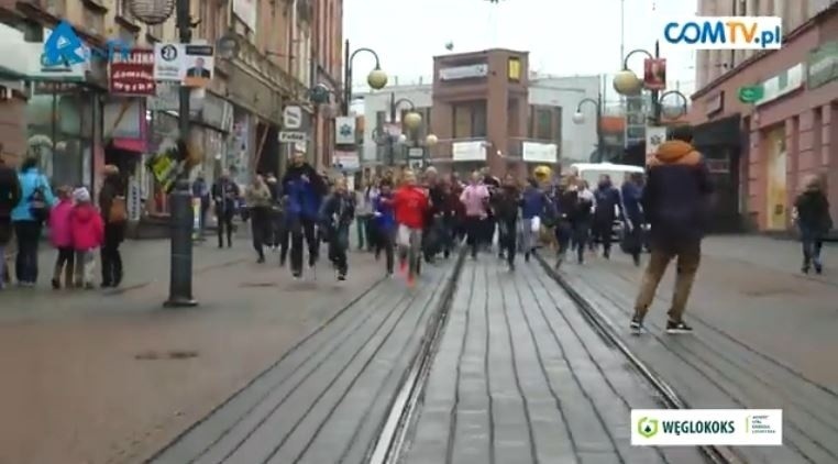 Chorzowscy kibice pokonali milę. Teraz czas na piłkarzy Ruchu [WIDEO RUCH CHORZÓW]