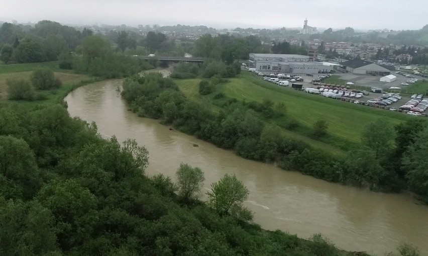 Biała w rejonie ogródków działkowych