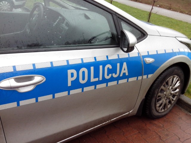 O wypadku na trasie Koszalin - Bobolice informuje koszalińska policja.