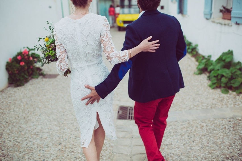 Wtopy na weselu - nie cierpisz ich, ale zdarzają się też tobie. Tych 15 rzeczy nigdy nie wolno ci robić na weselu!