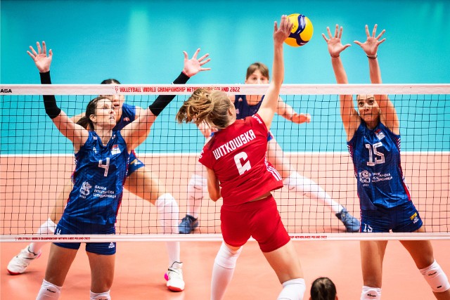 Mecz ćwierćfinałowy mistrzostw świata w siatkówce kobiet Polska - Serbia w hali Arena Gliwice (11.10.2022)