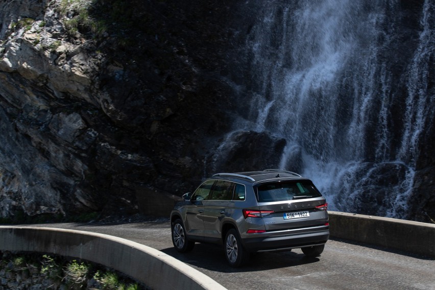 Skoda Kodiaq przeszła właśnie delikatną kosmetykę wyglądu i...