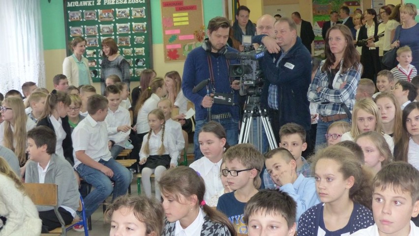 Olbrychski i Damięcki w suchedniowskiej szkole