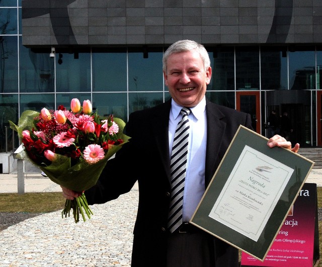 Marek Kondraciuk tuż po ogłoszeniu wyników konkursu Złotego Pióra Polskiego Komitetu Olimpijskiego. Dyrektor UMŁ wygrał ten konkurs