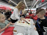 Forum świętuje 15 urodziny. Tort i deszcz balonów w Media Markt w ten weekend [zdjęcia] 