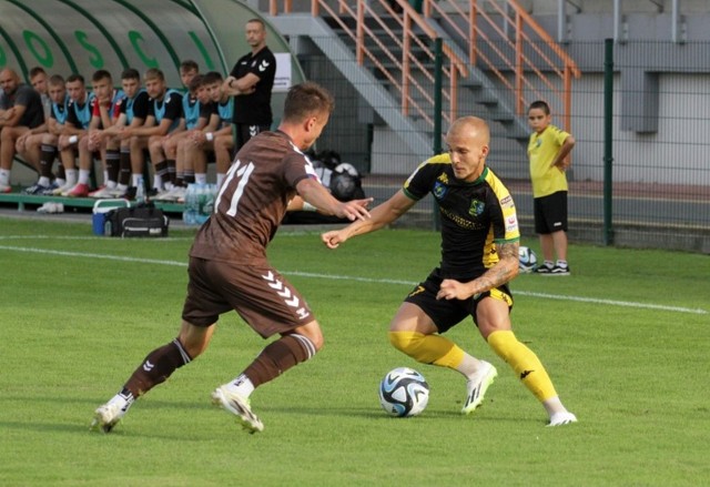 Kamil Orlik otworzył wynik meczu kolejki, a potem ustalił jego ostateczny rezultat