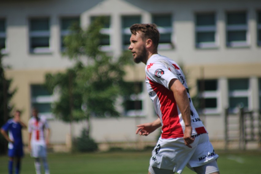 Dalin Myślenice - Beskid Andrychów 1:2 (0:0)...