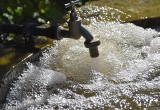 Woda w Bystrej niezdatna do picia, odkryto w niej bakterie Escherichia Coli. 1200 gospodarstw bez wody pitnej. Gmina rozstawia zbiorniki
