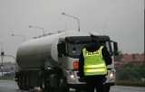 Policjanci z Radomia kontrolowali ciężarówki. Połowa z nich była niesprawna!