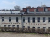 Wrocławskie pamiątki po PRL-u. Zobacz te miejsca i hasła, które przetrwały do dziś 