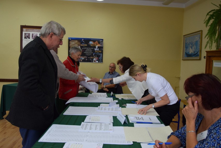 Tak głosowali mieszkańcy w Obwodowej Komisji nr 9 w Sępólnie...