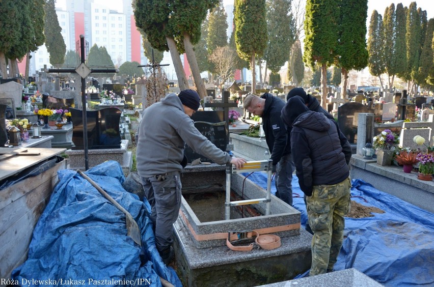 Na cmentarzu przy ul. Unickiej na tzw. Lubelskiej Łączce znaleziono szczątki ofiar terroru komunistycznego. Zginęły od strzału w tył głowy
