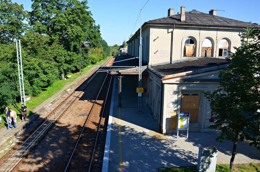 Sosnowiec: wykonawca odebrał od PKP SA klucze do dworca w Maczkach