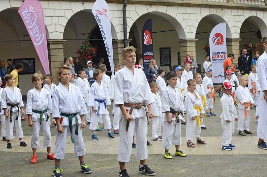 Moc atrakcji dla reprezentantów niepołomickiej Akademii Karate Tradycyjnego