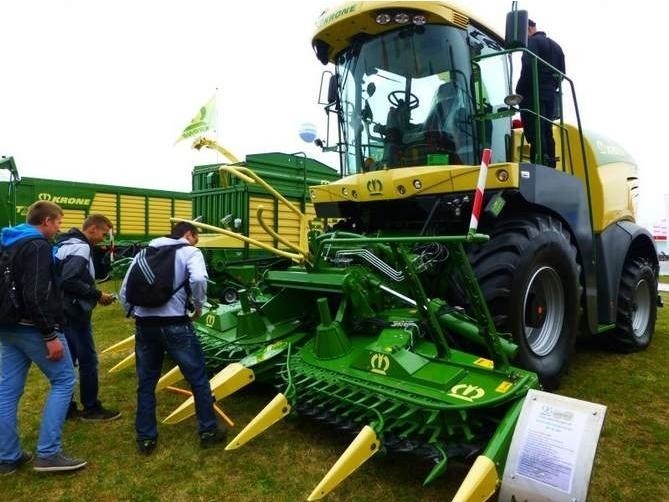 Bednary Agro Show 2014: kombajny, żniwiarki, kosiarki [zdjęcia]