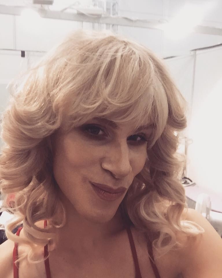 Marcel Sabat jako Amanda Lear wygrał drugi odcinek show „Twoja twarz brzmi znajomo”