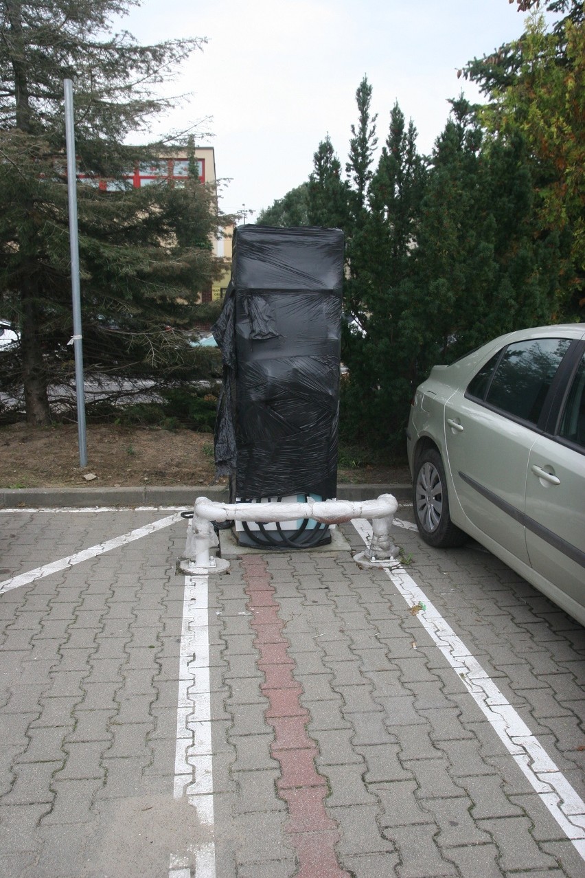 Kilka miesięcy temu stacja pojawiła się na parkingu przy...