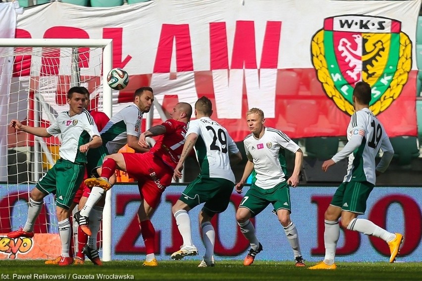 Śląsk - Podbeskidzie 0:0. Niemoc wrocławian trwa, czerwona kartka Lacnego [ZDJĘCIA, RELACJA]