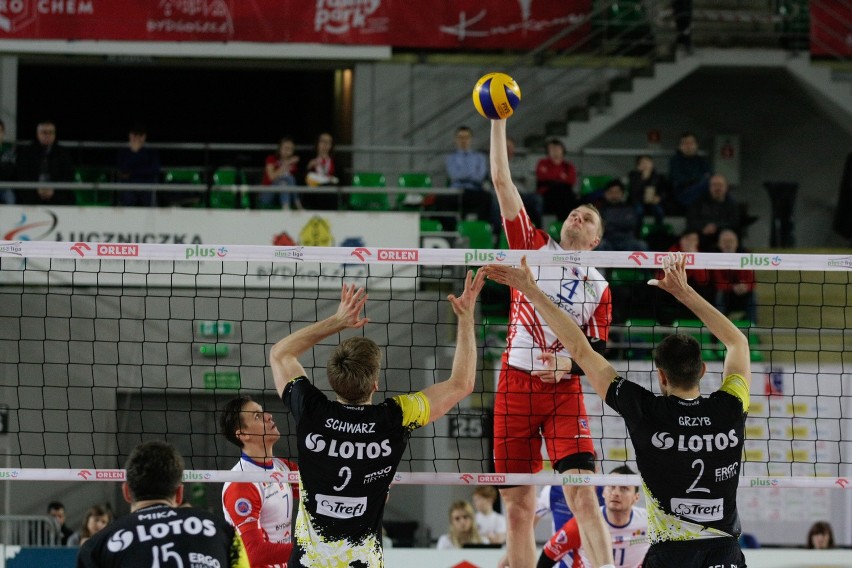 Łuczniczka - Lotos Trefl