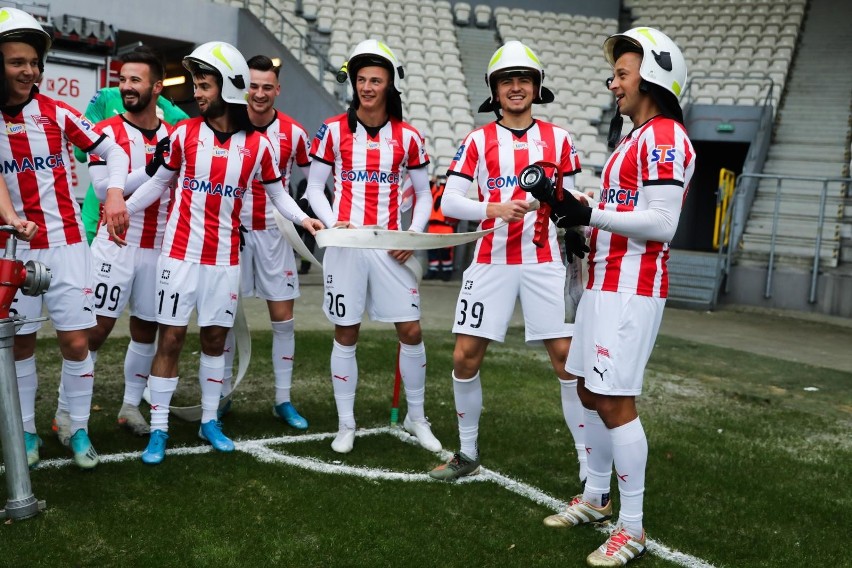 Cracovia I pokonała Cracovie II 8:4, a piłkarze świetnie się...