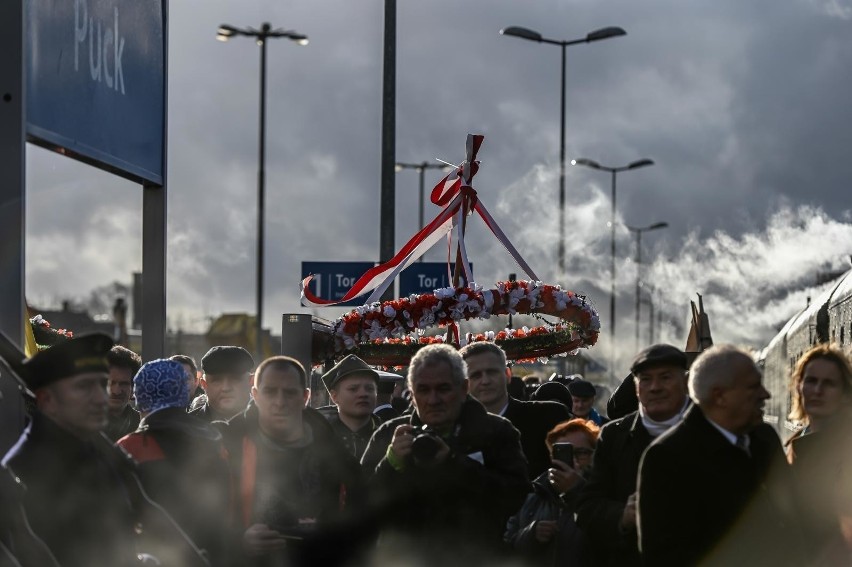 100. rocznica zaślubin Polski z morzem. Podróż do przeszłości czyli... jak wszystkie drogi prowadziły do Pucka