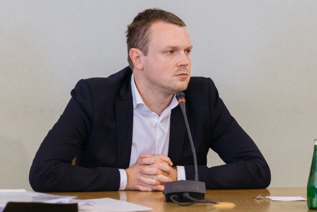 Michał Tusk podczas składania zeznań przed komisją ds. Amber Gold. W 2012 r. ABW badała otoczenie syna premiera